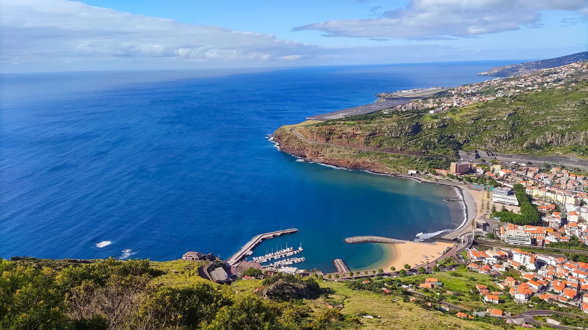 Vista aérea da ilha da Madeira